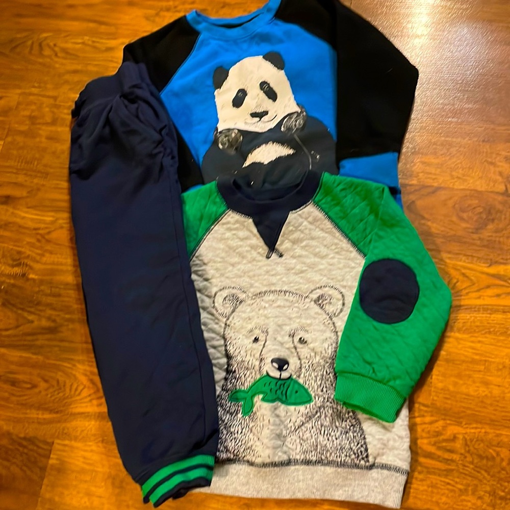 Boys 4t bear sweaters 🐼🐻